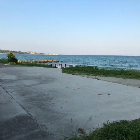 In Riviera Beach * ラヴダ