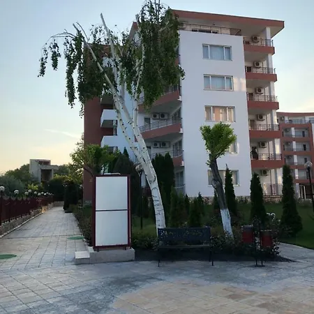 In Riviera Beach Apartment *