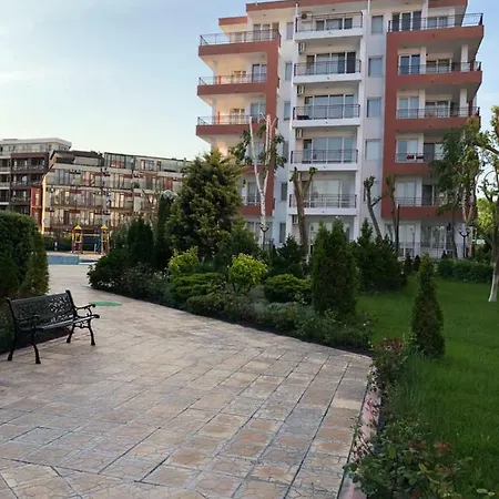 Apartment In Riviera Beach *